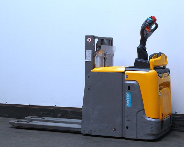 Stacker Jungheinrich ERD220