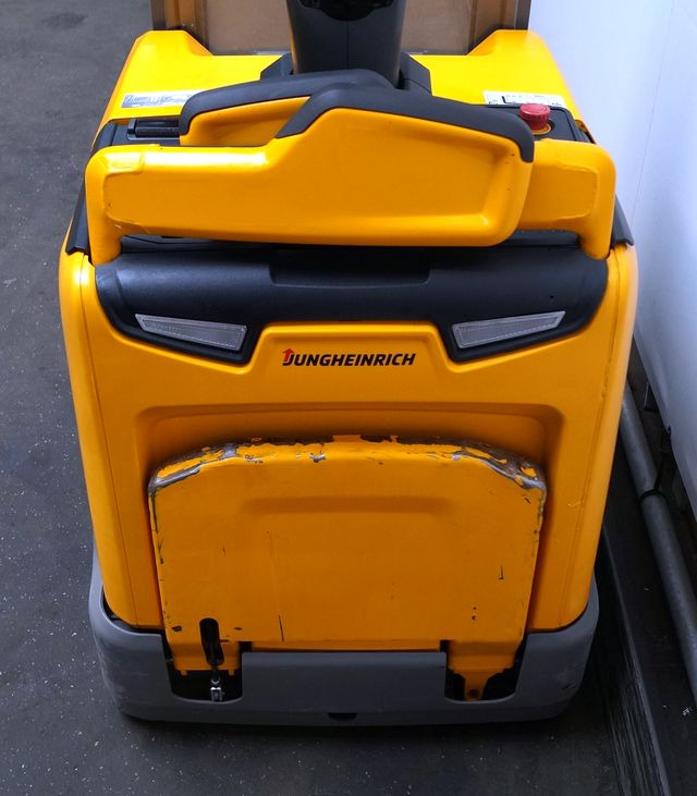 Stacker Jungheinrich ERD220