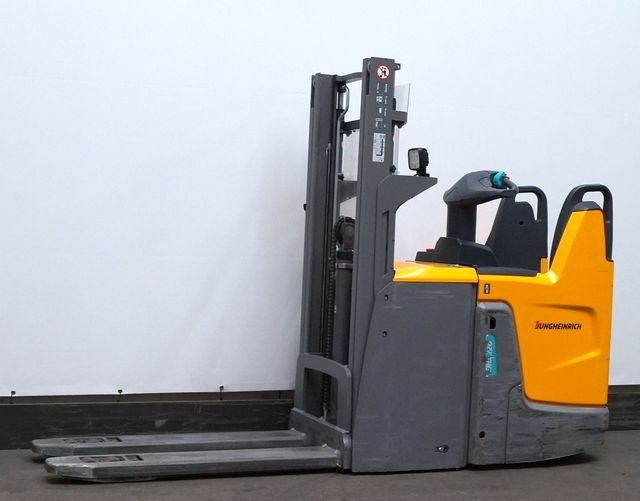 Stacker Jungheinrich ERD220