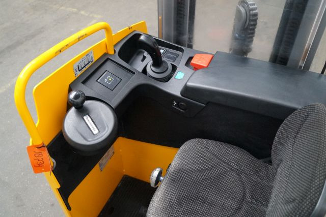 Stacker Jungheinrich ESC216