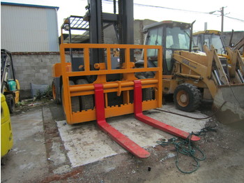 Diesel forklift TCM FD100: picture 1