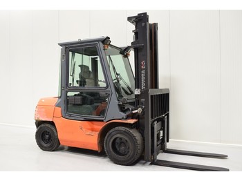 Diesel forklift TOYOTA 02 - 7FD35: picture 1