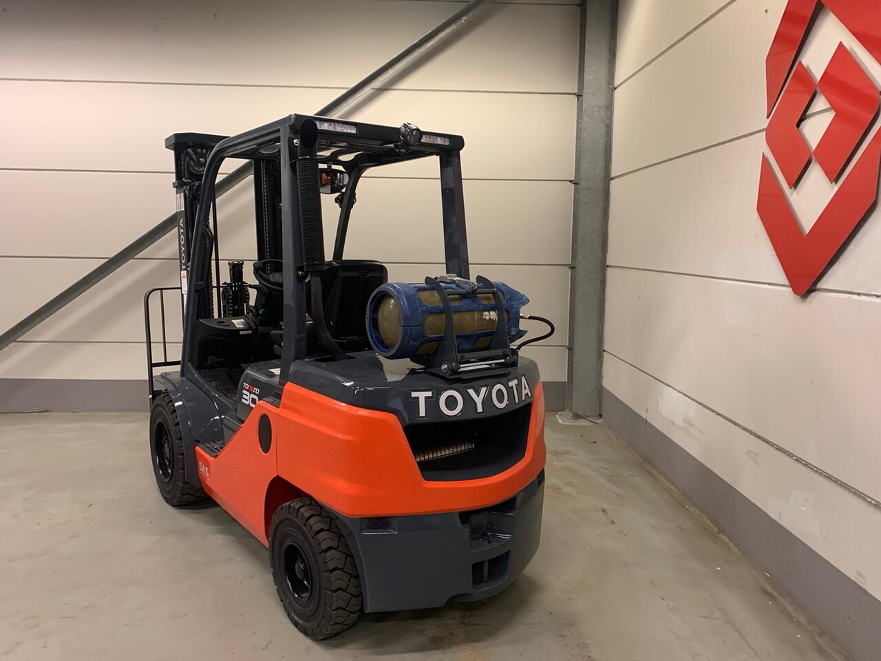 Diesel forklift TOYOTA 02-8FGF30: picture 7