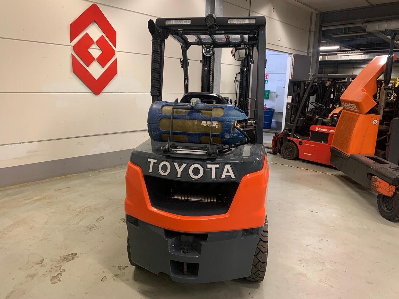 Diesel forklift TOYOTA 02-8FGF30: picture 8