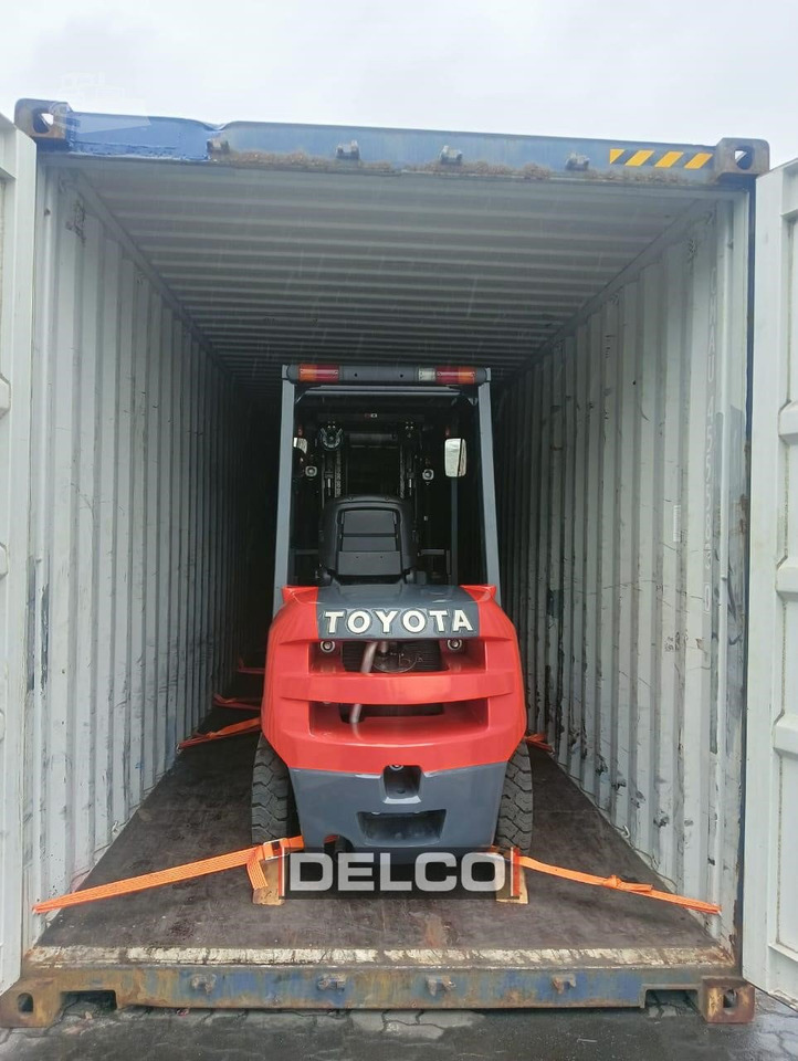 New Diesel forklift TOYOTA FDZN30: picture 18