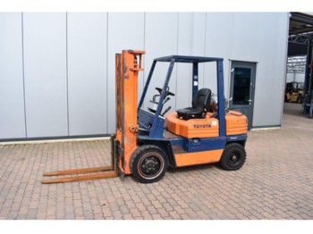 Diesel forklift Toyota 5FGF30: picture 1