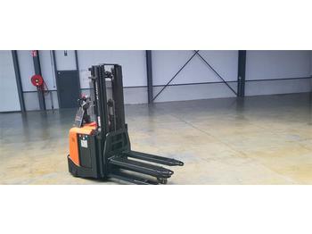 Stacker Toyota BT TOYOTA SPE125L: picture 1