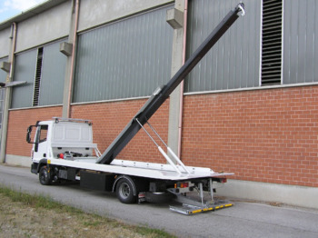 Tow truck IVECO EuroCargo 120E