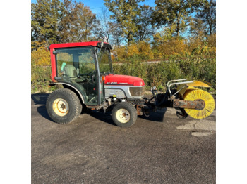 Yanmar EF235 - Municipal tractor