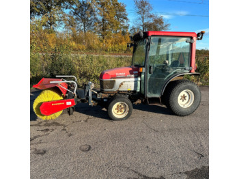 Yanmar EF235 - Municipal tractor