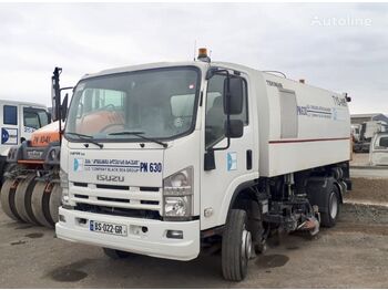 Isuzu NPR10 - Road sweeper