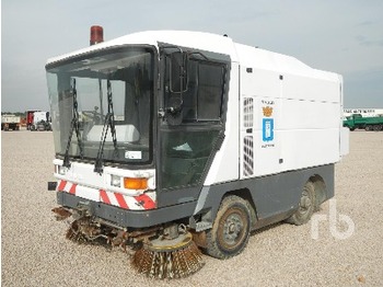 Mathieu RAVO 5002 4X2 - Road sweeper