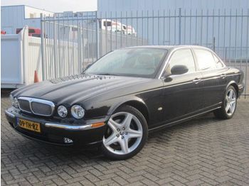 Jaguar XJ 3.0 V6 - Car