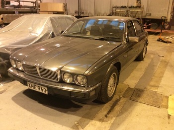 Jaguar XJ 6 2.9 4D A - Car