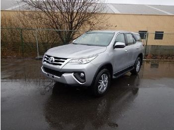 Car Toyota Fortuner TD2.4 AT