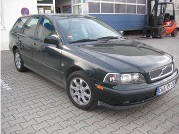 Volvo V40 1.9 D - Car