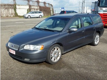 Volvo V70 2.4 D5 Momentum - Car