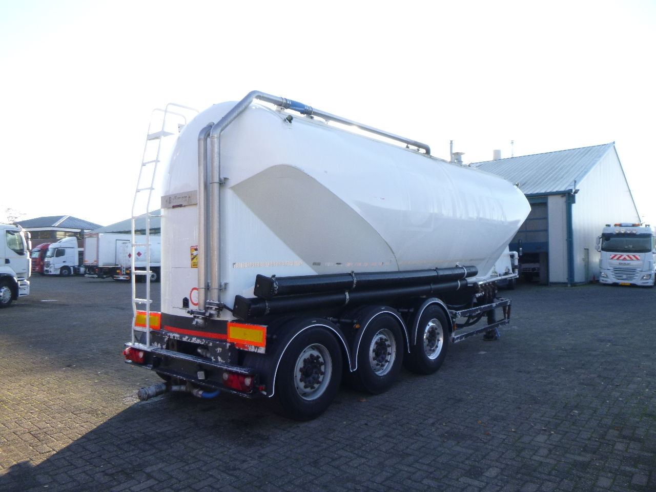 Silo semi-trailer for transportation of flour Ardor (Turbo's Hoet) Powder tank alu 39 m3 / 1 comp: picture 4