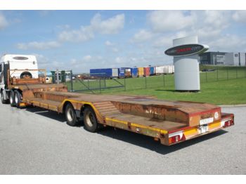 Low loader semi-trailer for transportation of heavy machinery Broshuis Tiefbett/radmulden: picture 1