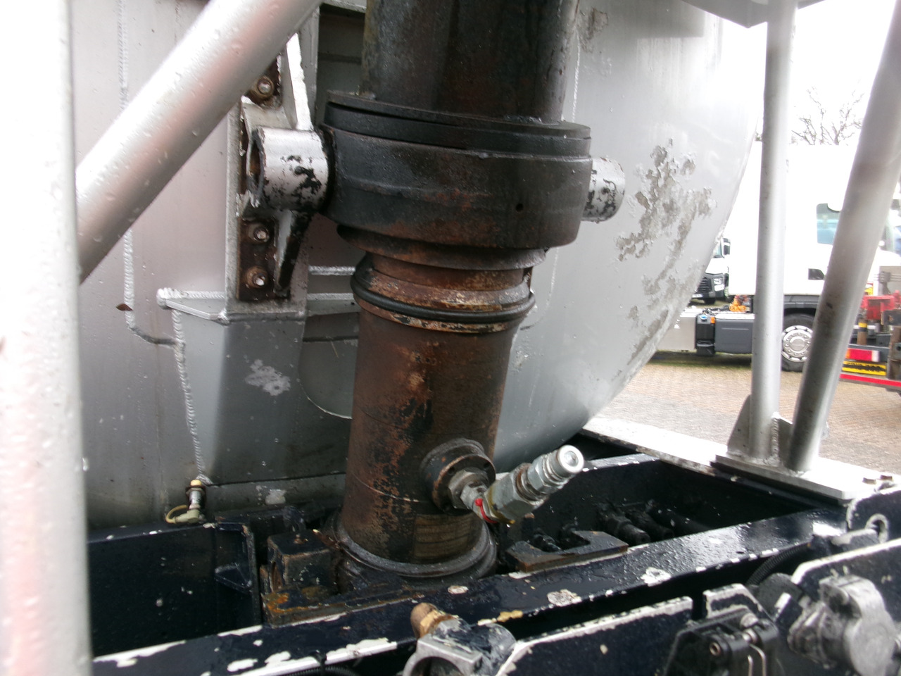 Leasing of Feldbinder Powder tank alu 38 m3 (tipping) Feldbinder Powder tank alu 38 m3 (tipping): picture 11