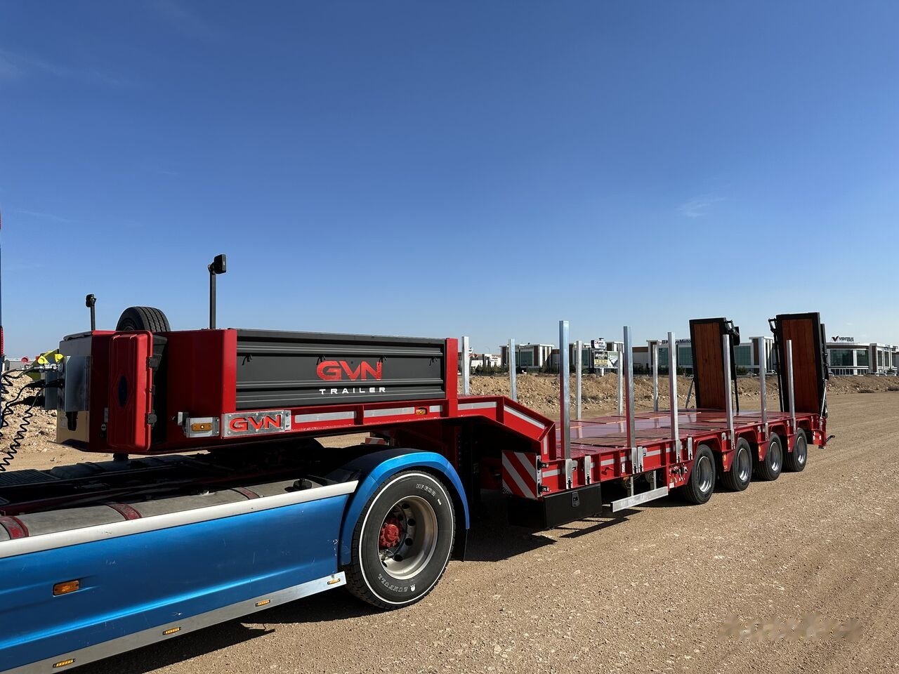 New Low loader semi-trailer GVN Trailer IN STOCK! 4 AXLE EXTENDED LOWBED: picture 9