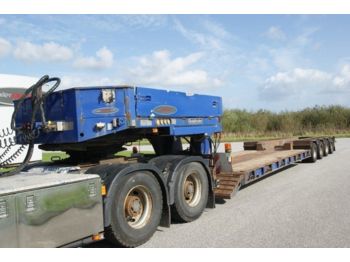 Low loader semi-trailer for transportation of heavy machinery Goldhofer Tiefbett: picture 1