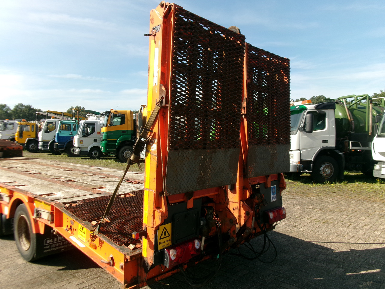 Low loader semi-trailer King 3-axle semi-lowbed trailer 44T + ramps: picture 9