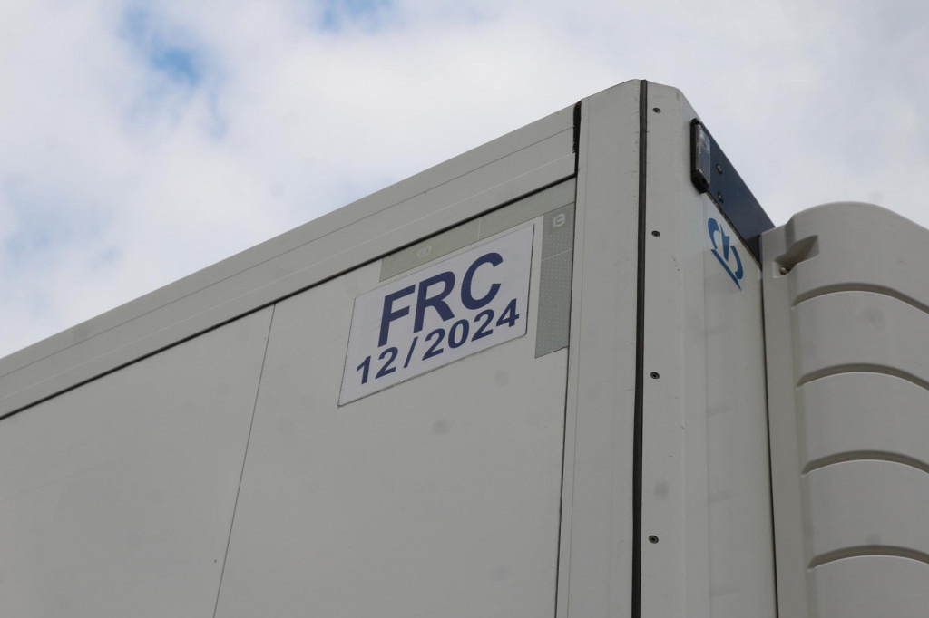 Refrigerated semi-trailer Krone CV 1550 Doppelstock Strom NUR 2.300 Stunden: picture 15