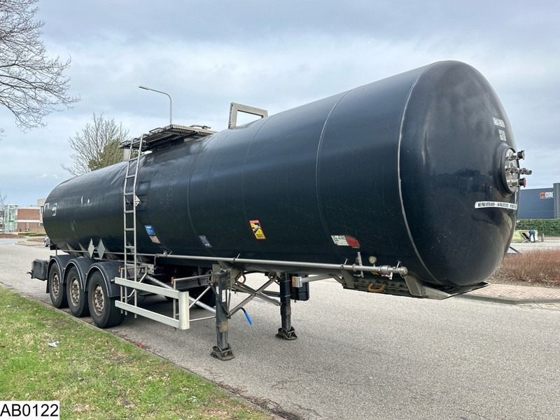 Tanker semi-trailer Magyar Bitum 33330 Liter, 1 Compartment: picture 5