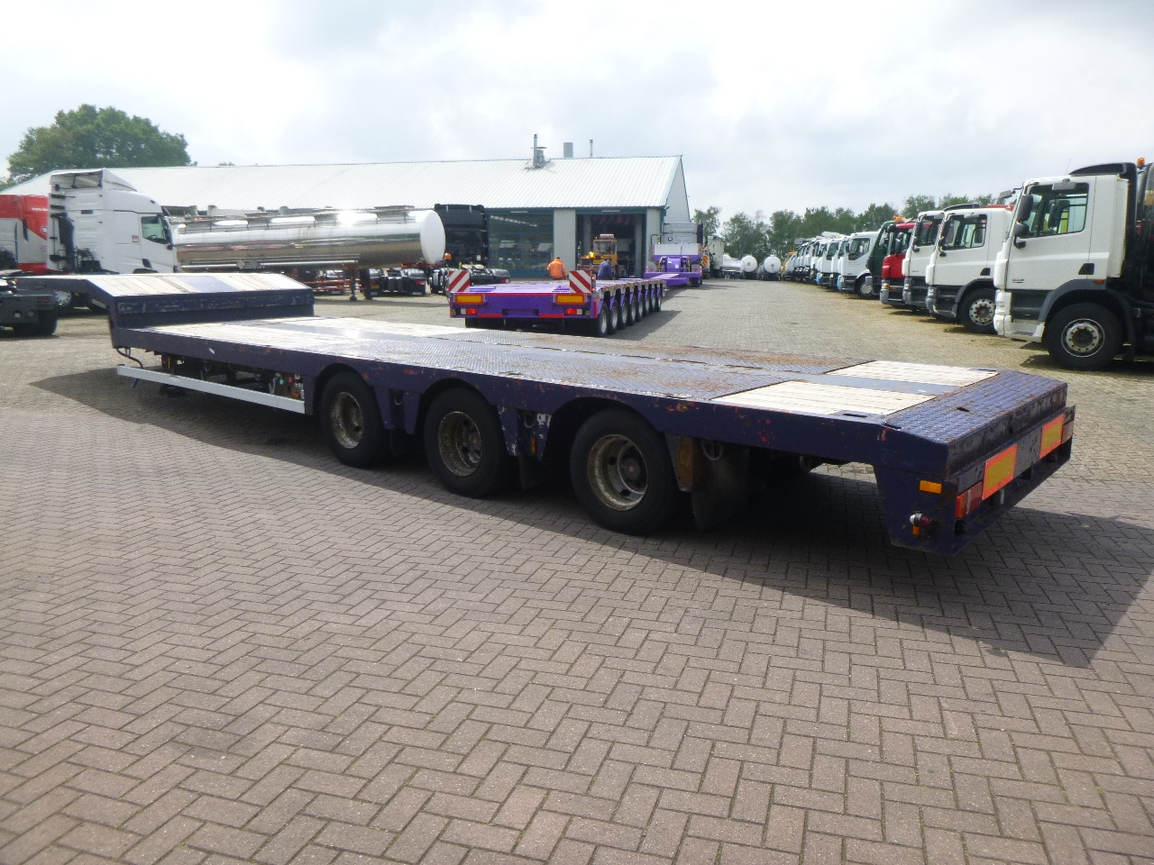 Low loader semi-trailer Nooteboom 3-axle semi-lowbed trailer OSDS-48-03V / ext. 15 m: picture 7