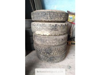 Wheels and tires 5 x used 7.50-16 LT tyres on 6 studs rims: picture 1
