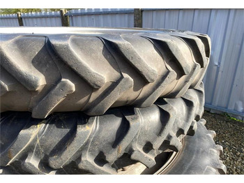 Alliance 300/95R52 & 230/95R40  - Tire for Agricultural machinery: picture 1