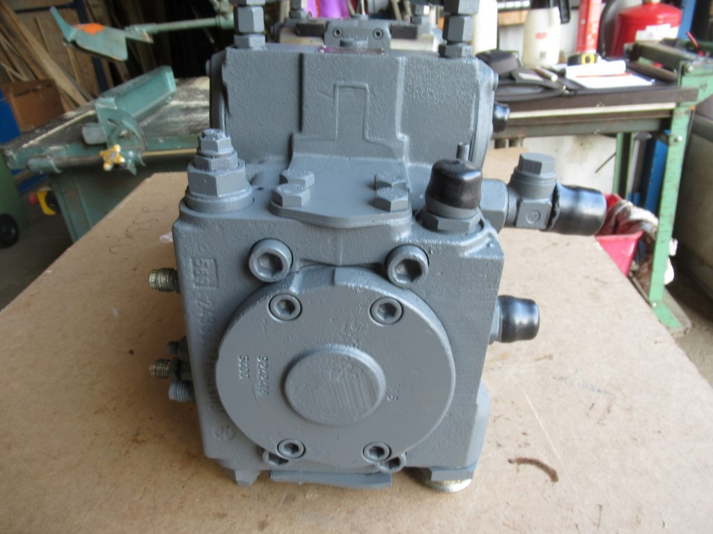 Hydraulic pump for Construction machinery Bomag A4VG90DGD1/32L-NUF02F001D-S -: picture 2