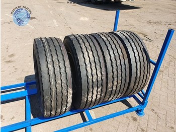 New Tire Bridgestone 305/70 R19.5: picture 1