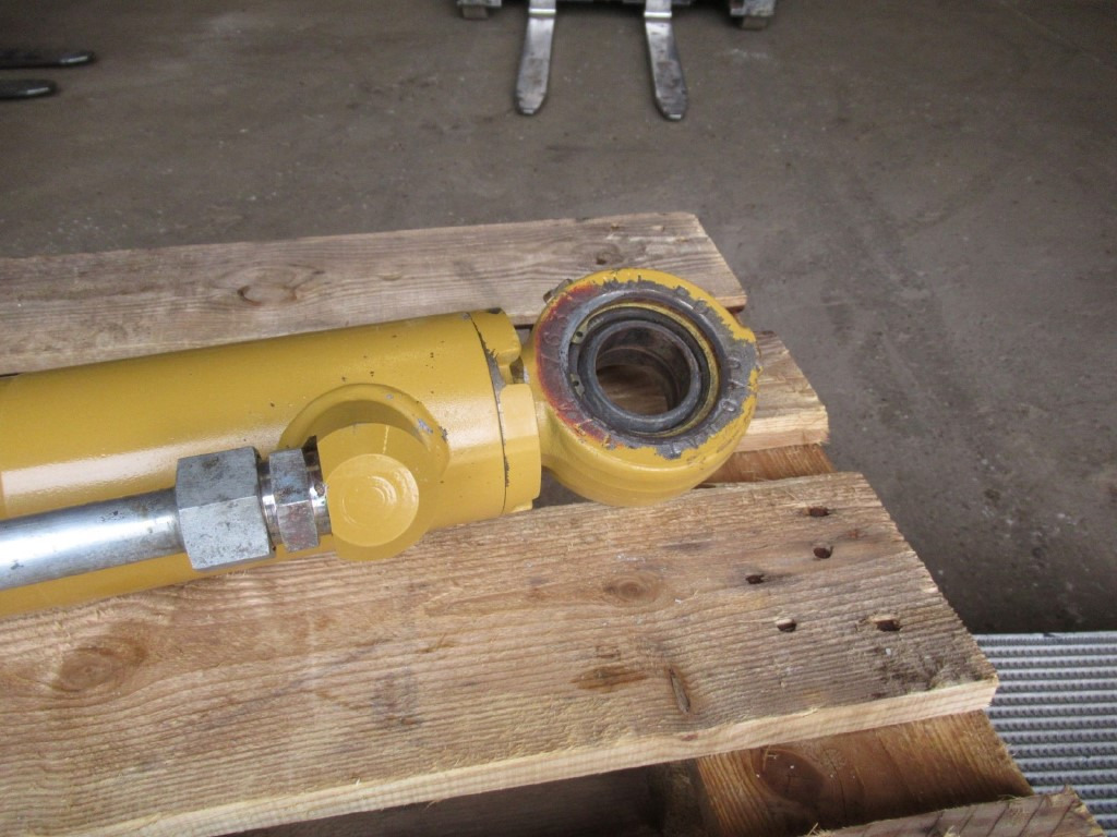 Hydraulic cylinder for Construction machinery Caterpillar 1747634 -: picture 3
