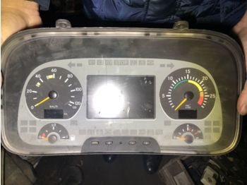 Dashboard MERCEDES-BENZ