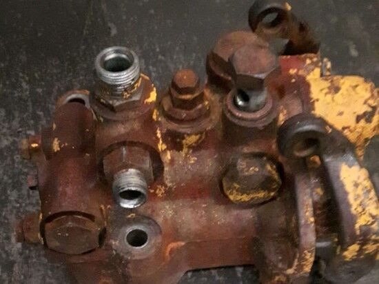 Hydraulic valve for Bulldozer FIAT AD14: picture 5