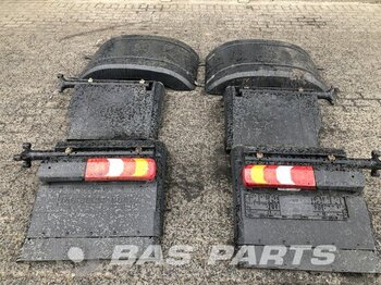 MERCEDES Antos Mudguard set Mercedes Antos 9605200019 - Fender