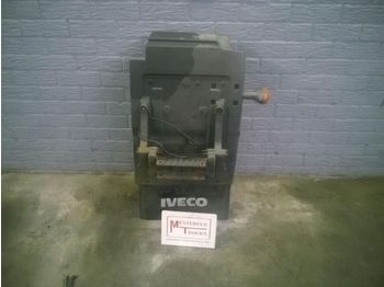 Frame/ chassis Iveco Spatbord met steun links