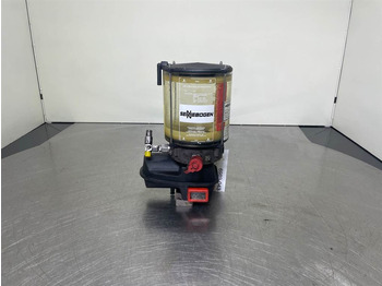 Sennebogen 835E-174010-Lubricating pumps/Zentralsmierpumpen - Frame/ Chassis