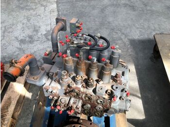 HITACHI ZX470 - Hydraulic valve for Crawler excavator: picture 1