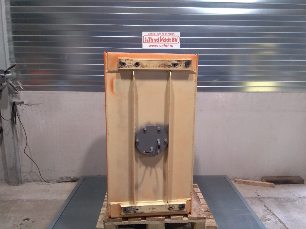 Fuel tank for Construction machinery Hitachi 4FKY256 -: picture 2