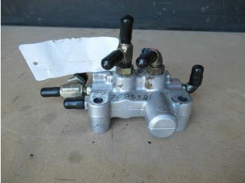 Hydraulic valve for Construction machinery Hitachi 9218275: picture 1