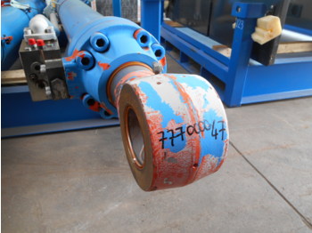 Hydraulic cylinder for Construction machinery Hitachi ZX500: picture 1