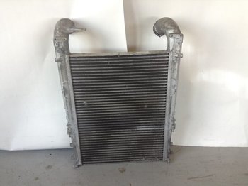 Intercooler RENAULT Intercooler 7482358714