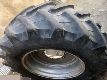 Wheel and tire package JCB