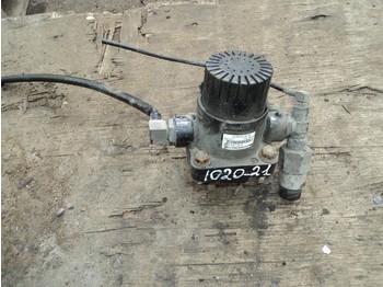 Brake valve for Truck MAN TGA: picture 1