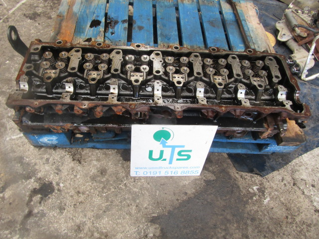 Engine and parts for Truck MAN TGS / TGX D2066 CYLINDER HEAD COMPLETE WITH VALVES: picture 2