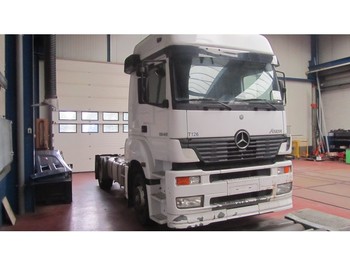 Cab and interior Mercedes-Benz AXOR Cabine Axor: picture 2