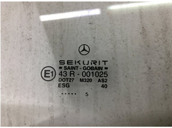 Window and parts Mercedes-Benz SEKURIT SAINT-GOBAIN Atego 1318 (01.98-12.04): picture 2
